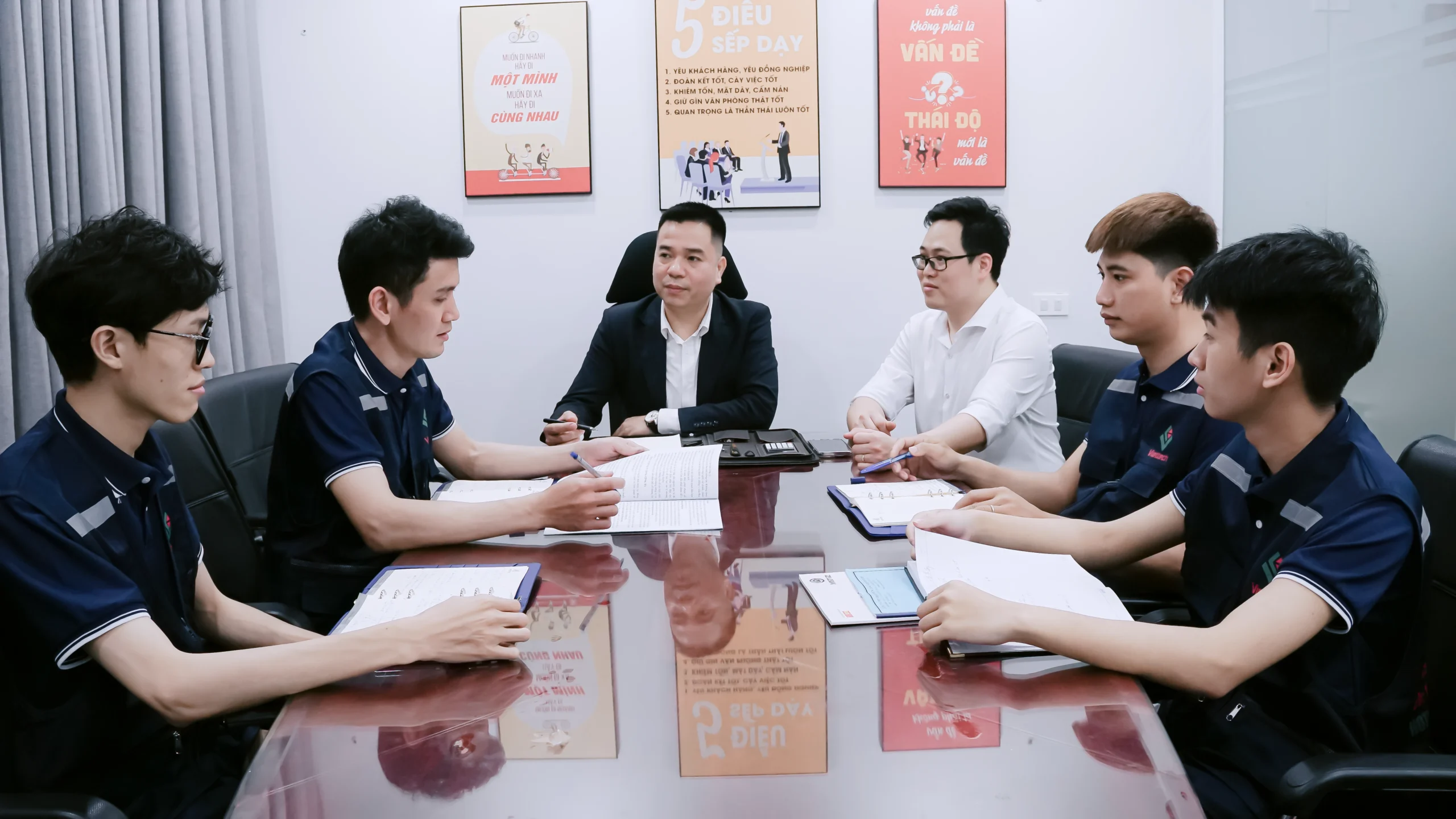 Hình ảnh trang giới thiệu