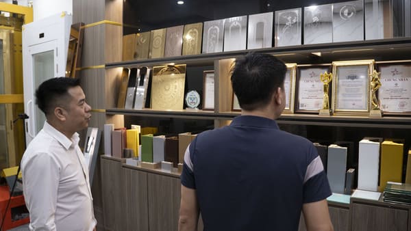 Kiểm tra chứng nhận, hồ sơ pháp lý đầy đủ