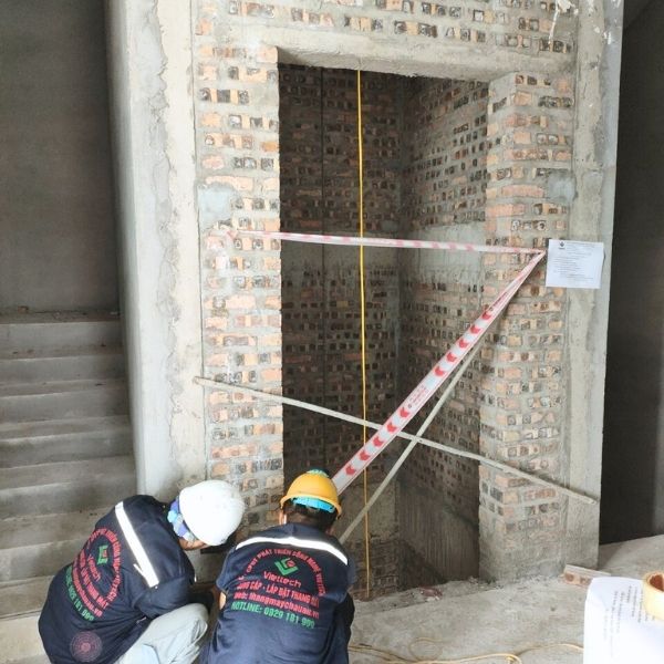 Xây dựng khung hố thang