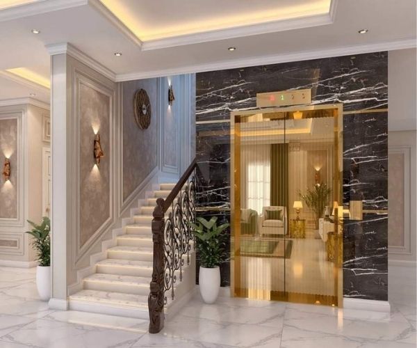 Thang có phòng máy được thiết kế rất sang trọng