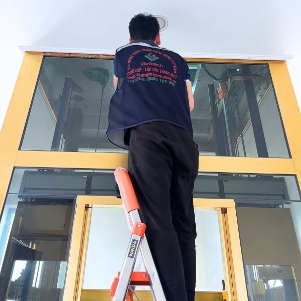 Làm sạch và kiểm tra tổng thể